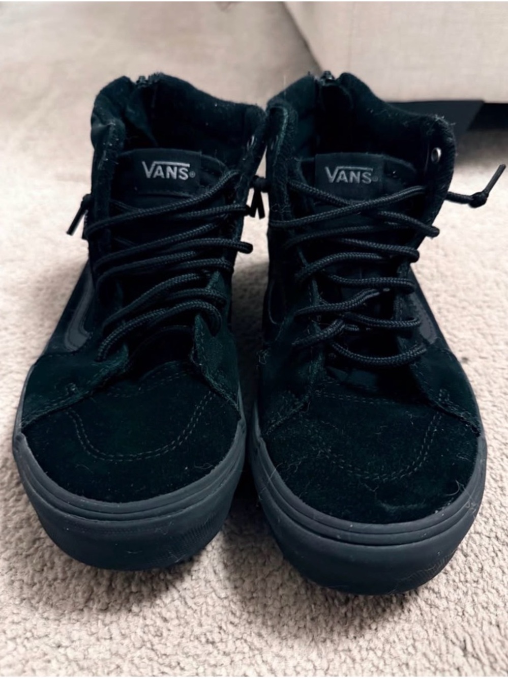 Vans All-Black Sk8-Hi Lace-Up Sneakers Size 4 Big Kids